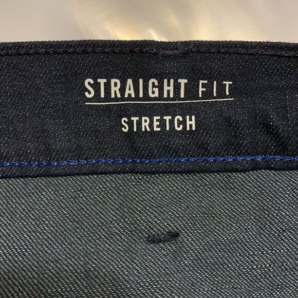 Nautica Size 52/32 straight fit denim jeans. - Picture 7 of 8